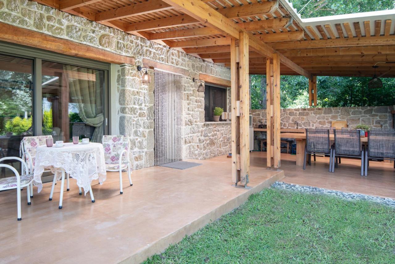 Paralia Sikias Villa Menie - Golden Fig Sykia Lodge מראה חיצוני תמונה