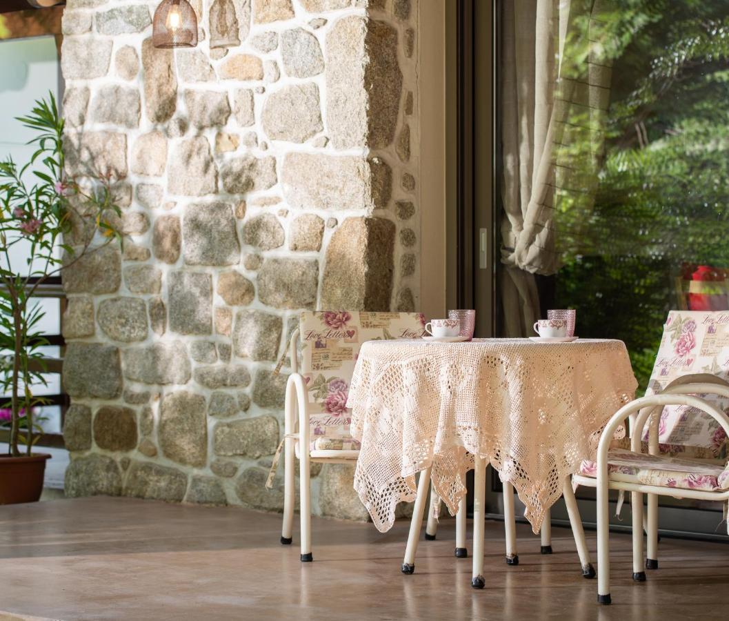 Paralia Sikias Villa Menie - Golden Fig Sykia Lodge מראה חיצוני תמונה
